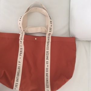 Sezane Bags - NWT Le Libre Service large tote Sezane Bags - NWT Le Libre Service large tote